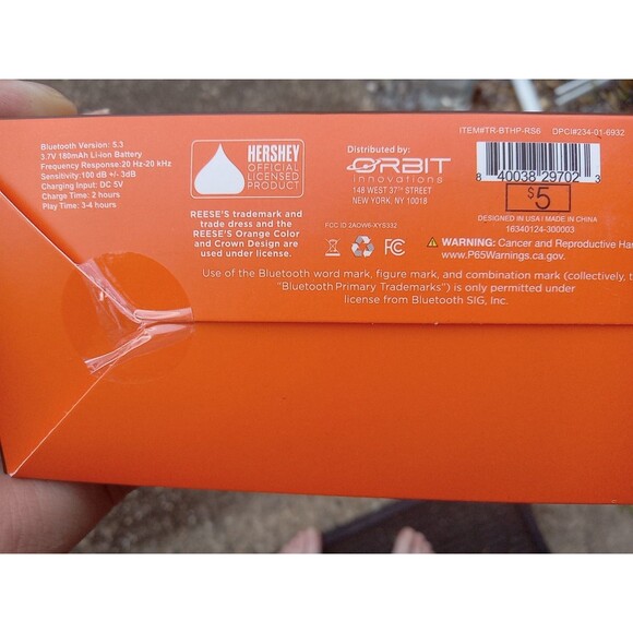 Reese's Wireless headphones - box damaged but not headphones - Picture 5 of 5